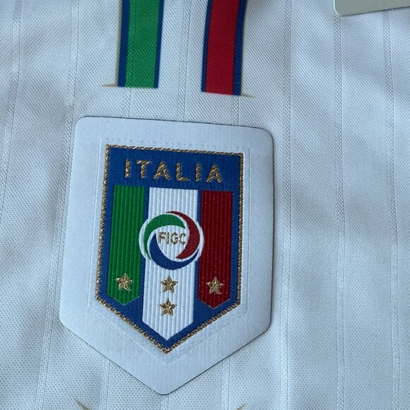 Vintage Puma Italy Euro 2016 Away Soccer Jersey - Picture 5 of 5